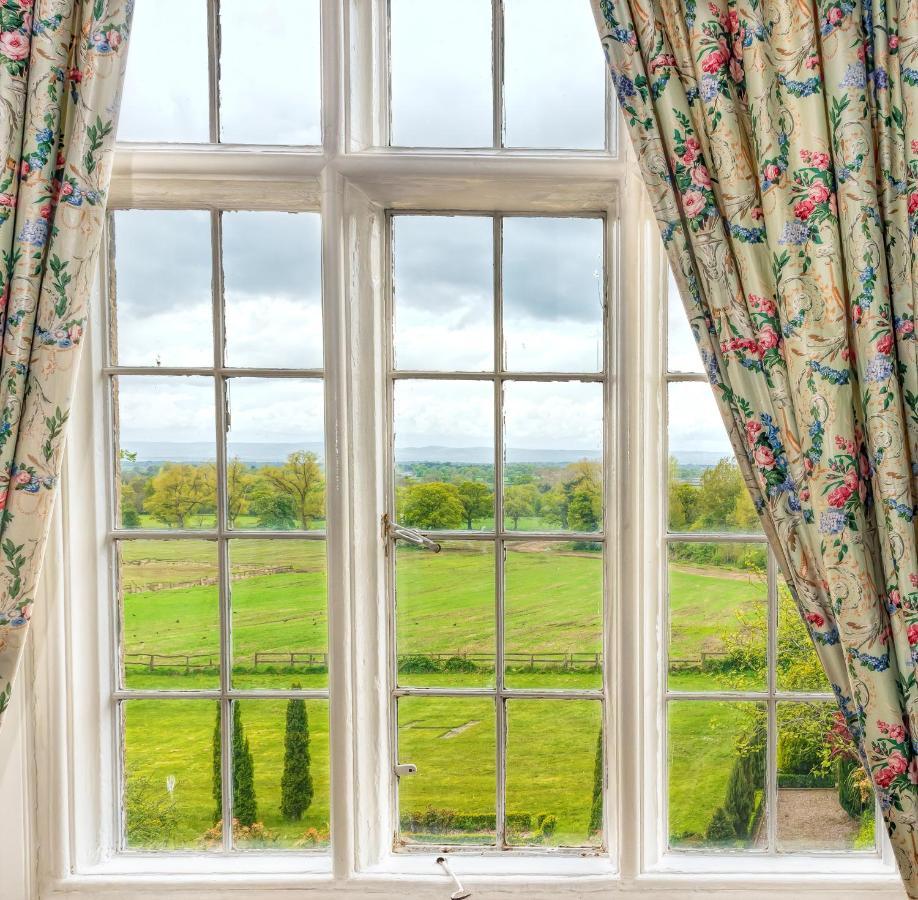 Willington Hall Hotel Tarporley Bagian luar foto