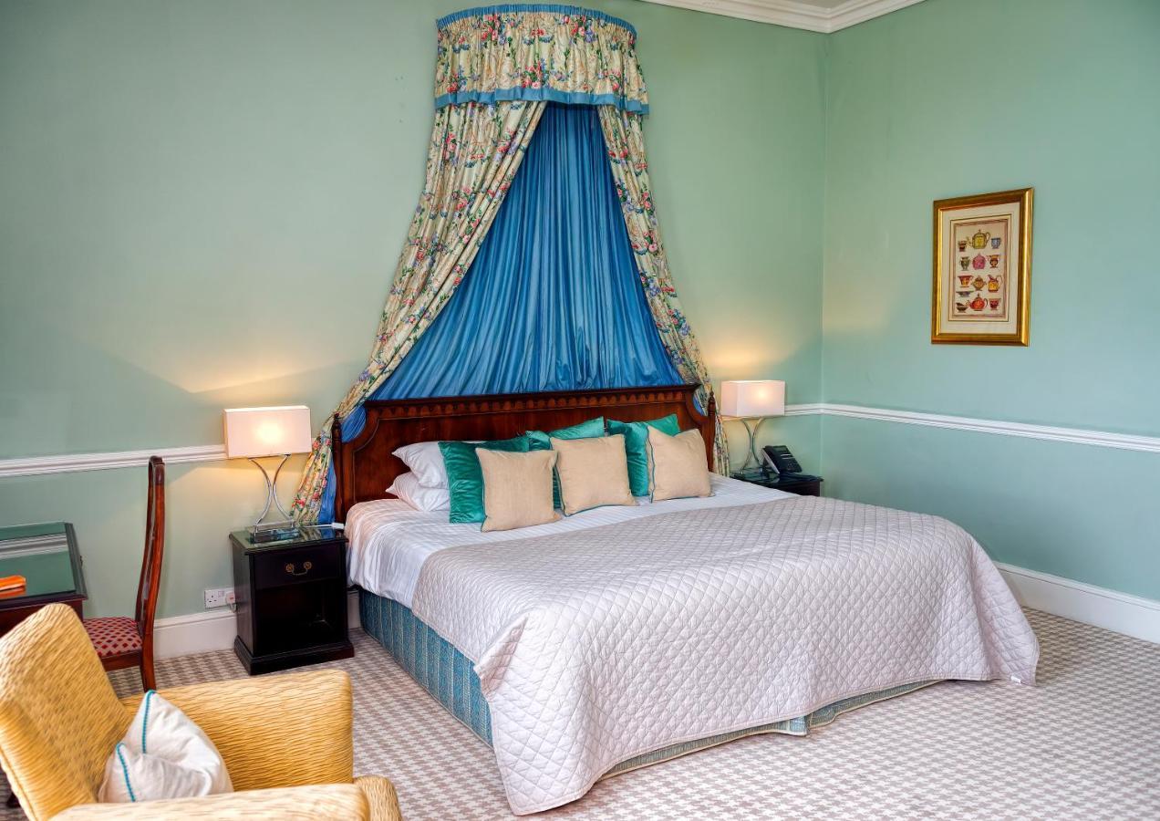 Willington Hall Hotel Tarporley Bagian luar foto