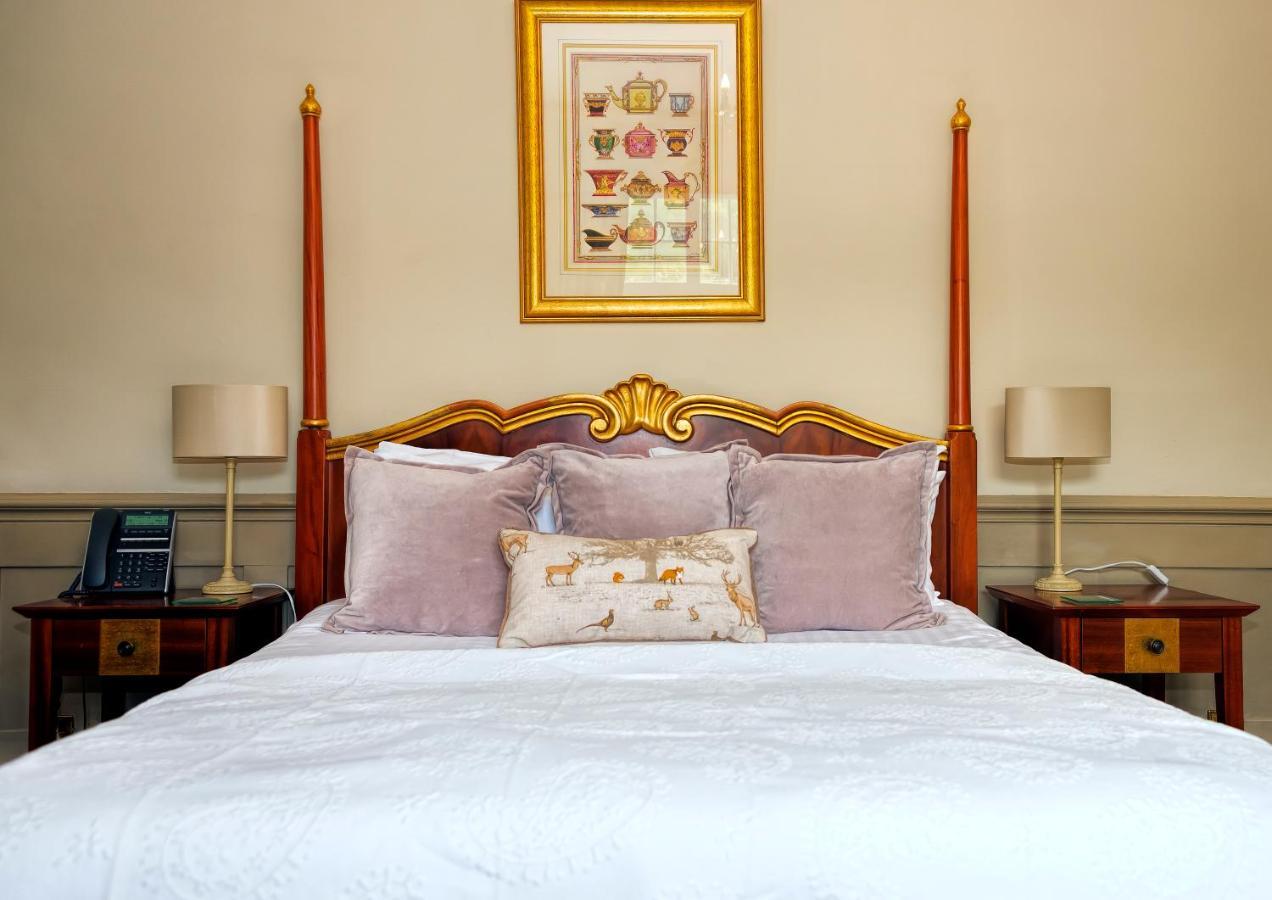 Willington Hall Hotel Tarporley Bagian luar foto