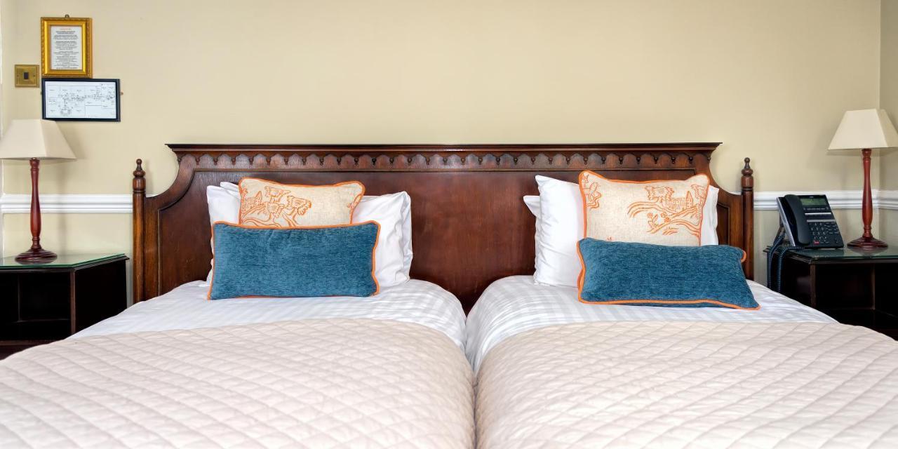 Willington Hall Hotel Tarporley Bagian luar foto