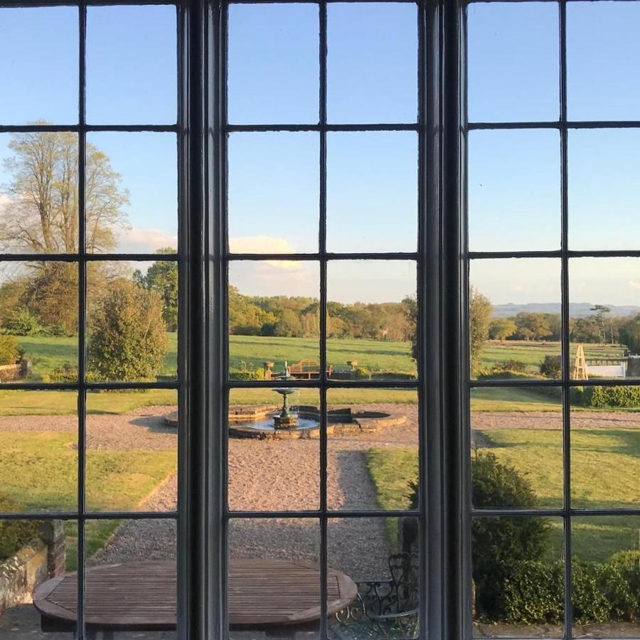 Willington Hall Hotel Tarporley Bagian luar foto