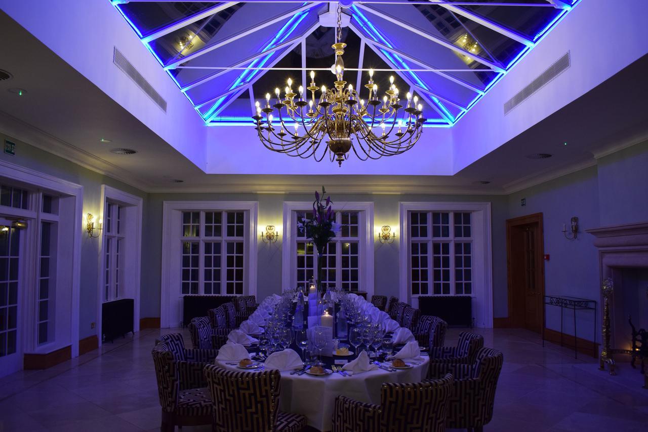 Willington Hall Hotel Tarporley Bagian luar foto