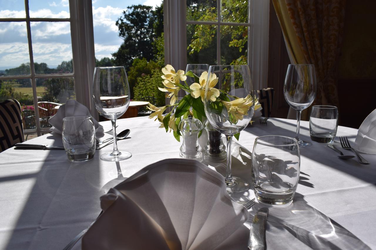 Willington Hall Hotel Tarporley Bagian luar foto
