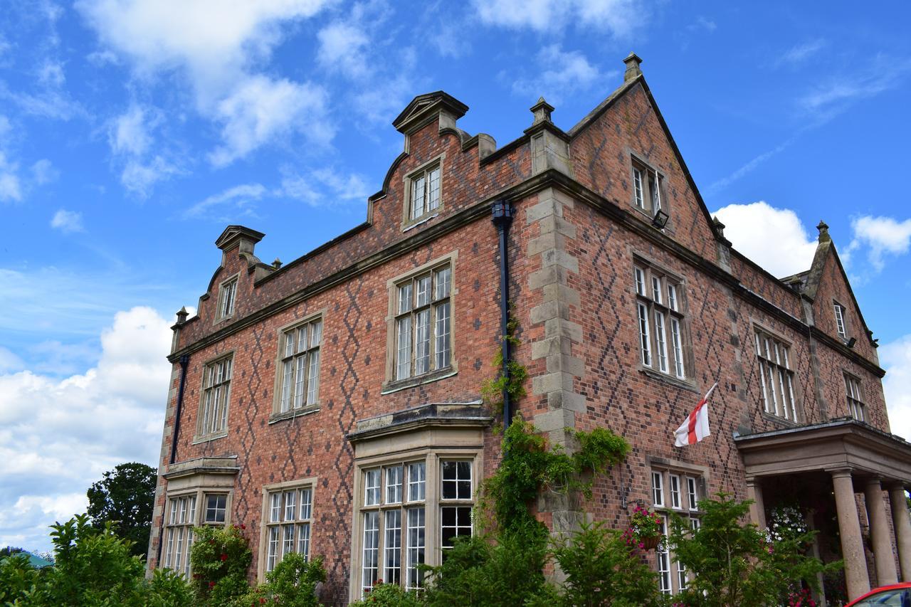 Willington Hall Hotel Tarporley Bagian luar foto