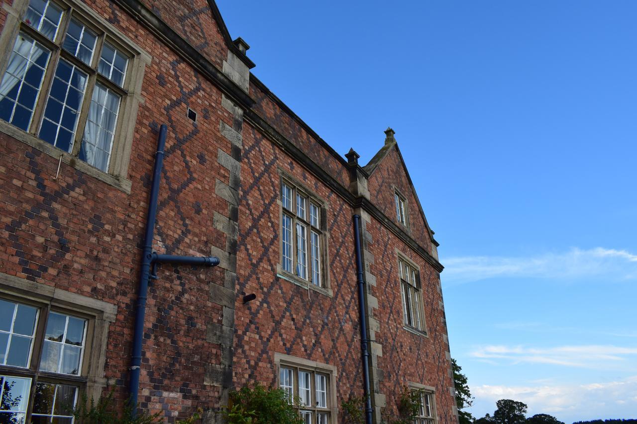 Willington Hall Hotel Tarporley Bagian luar foto