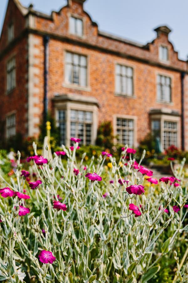 Willington Hall Hotel Tarporley Bagian luar foto