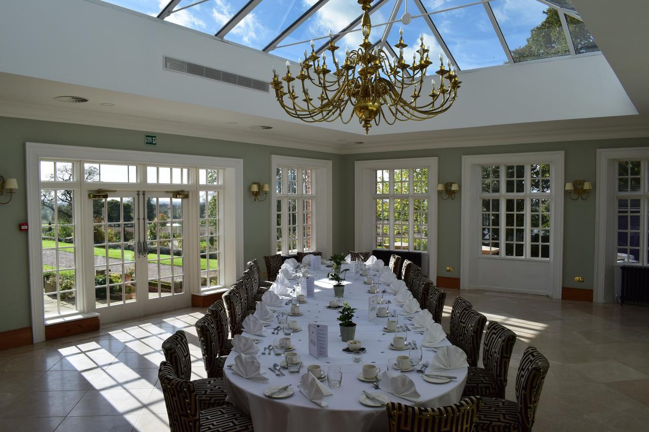 Willington Hall Hotel Tarporley Bagian luar foto