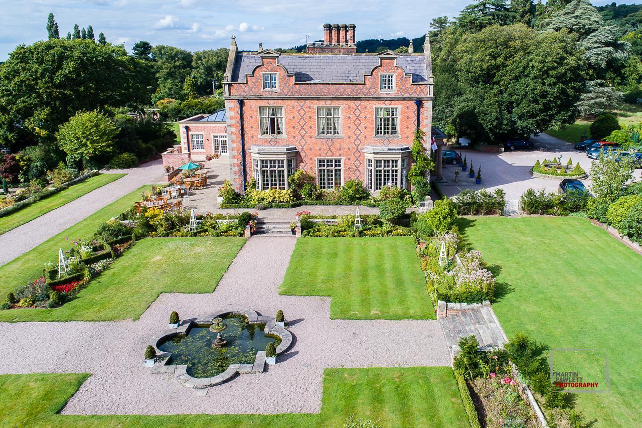 Willington Hall Hotel Tarporley Bagian luar foto
