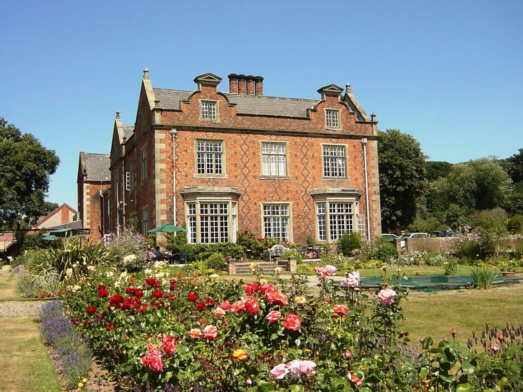 Willington Hall Hotel Tarporley Bagian luar foto