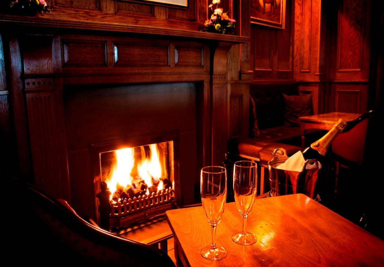 Willington Hall Hotel Tarporley Bagian luar foto